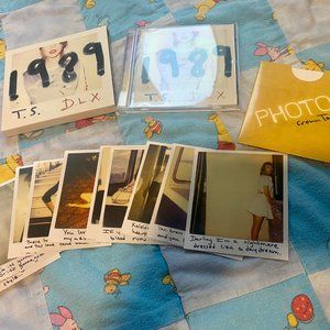 Taylor Swift 1989 Deluxe CD with Polaroids #14-23